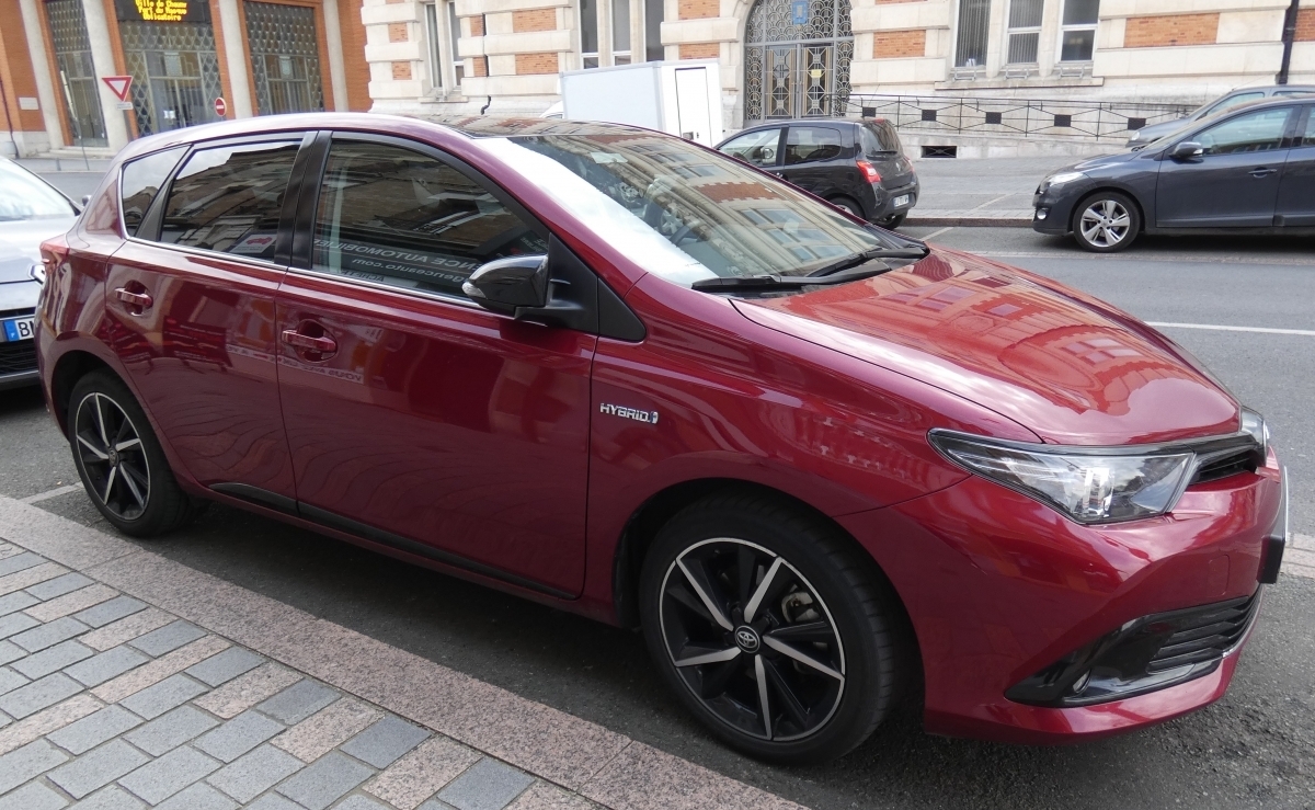 Toyota Auris — 2